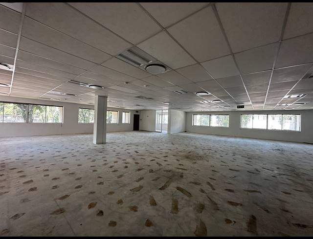 686M² OFFICE TO LET IN WOODMEAD